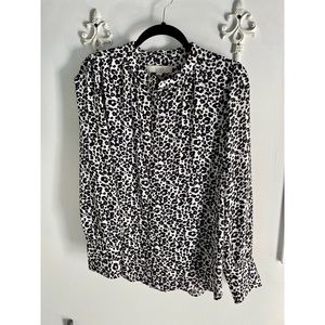 NEW YEAR SALE! LOFT black and white leopard button up